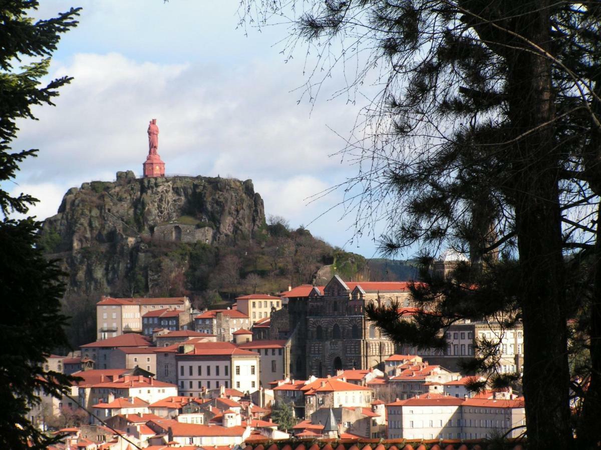 La Maison De Mireille Villa Le Puy-en-Velay Bagian luar foto